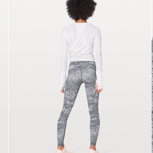 Lululemon Stop Drop & Squat Tight 28"
Area Ice Grey - Picture 3 of 8